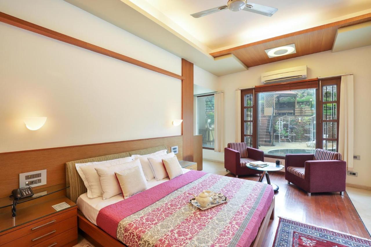 Stayvista'S Prakriti Farms With Outdoor Pool, Complimentary Breakfast And Hi-Tea Udaipur Exterior photo