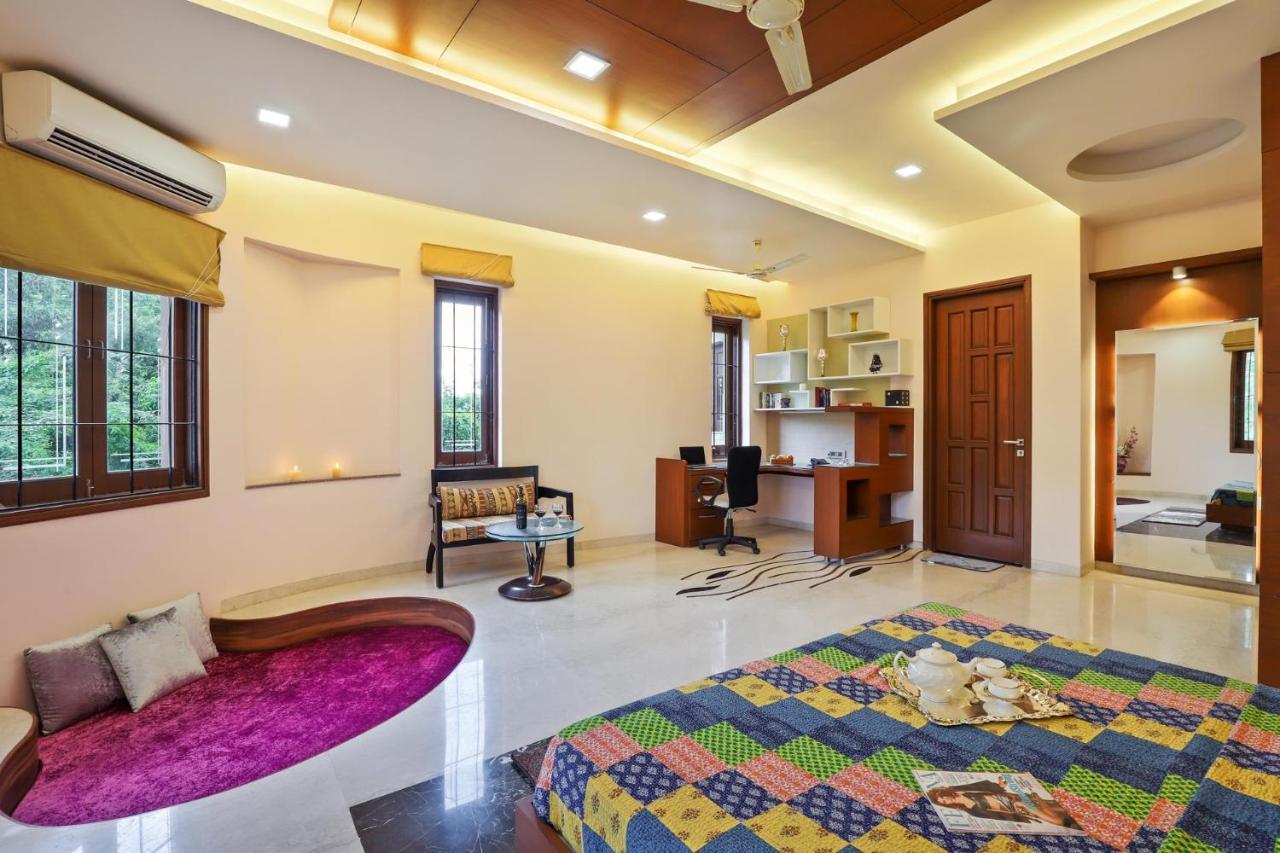Stayvista'S Prakriti Farms With Outdoor Pool, Complimentary Breakfast And Hi-Tea Udaipur Exterior photo